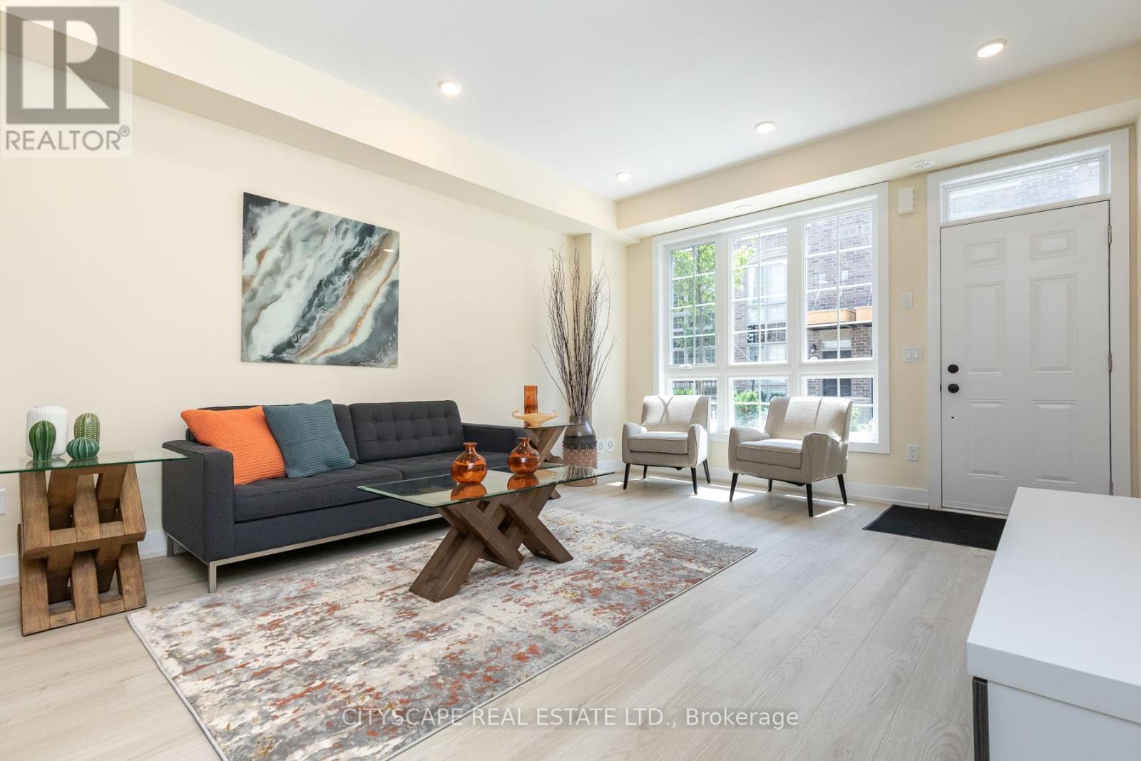 8 - 26 Ernest Avenue, Toronto, Ontario  M6P 3M7 - Photo 2 - W12888902