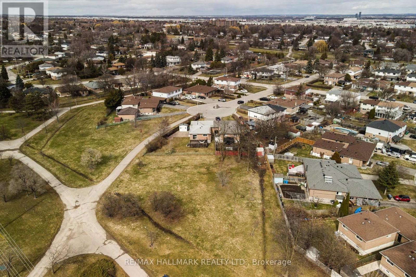 15 Dalton Place, Brampton, Ontario  L6T 1N6 - Photo 47 - W12890134