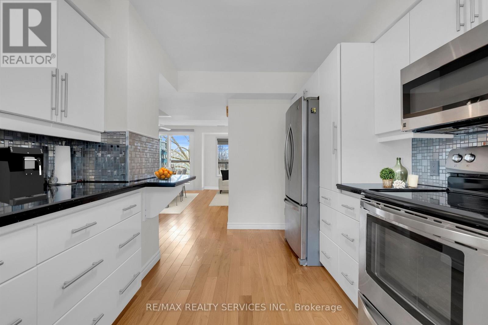 9 - 245 Bishop Street S, Cambridge, Ontario  N3H 5N2 - Photo 5 - X12890452