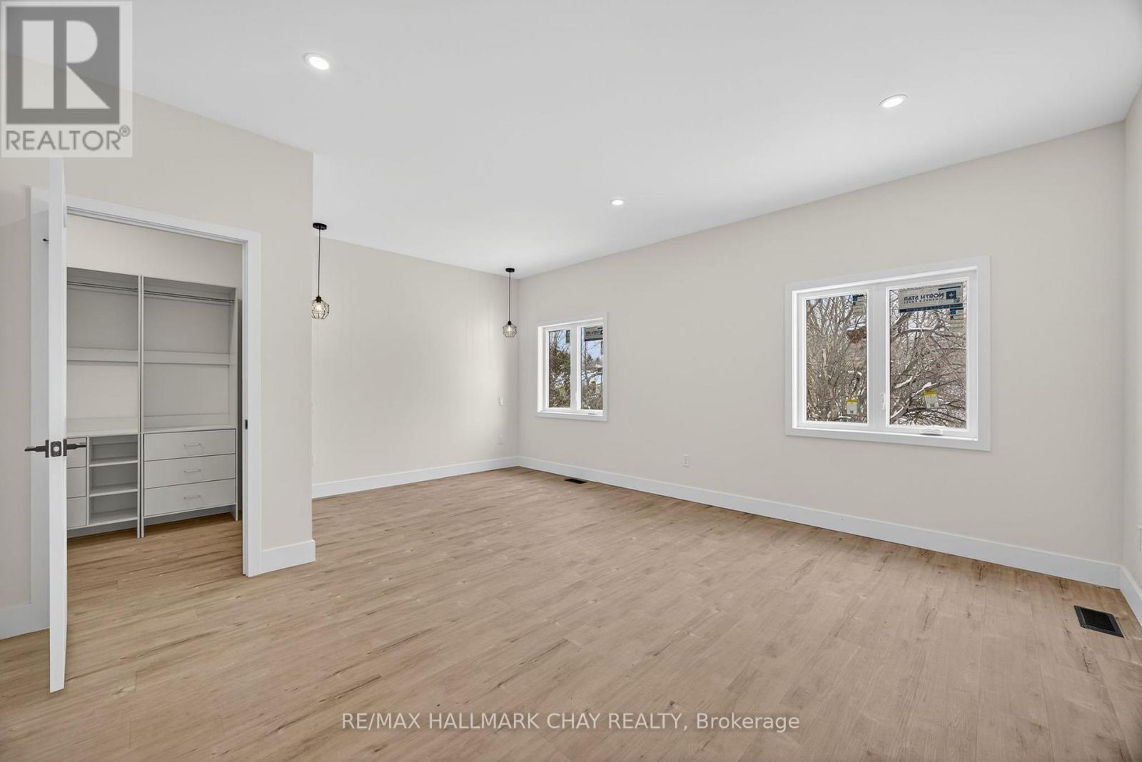 28 Rose Avenue, Orillia, Ontario  L3V 6B4 - Photo 33 - S12891102