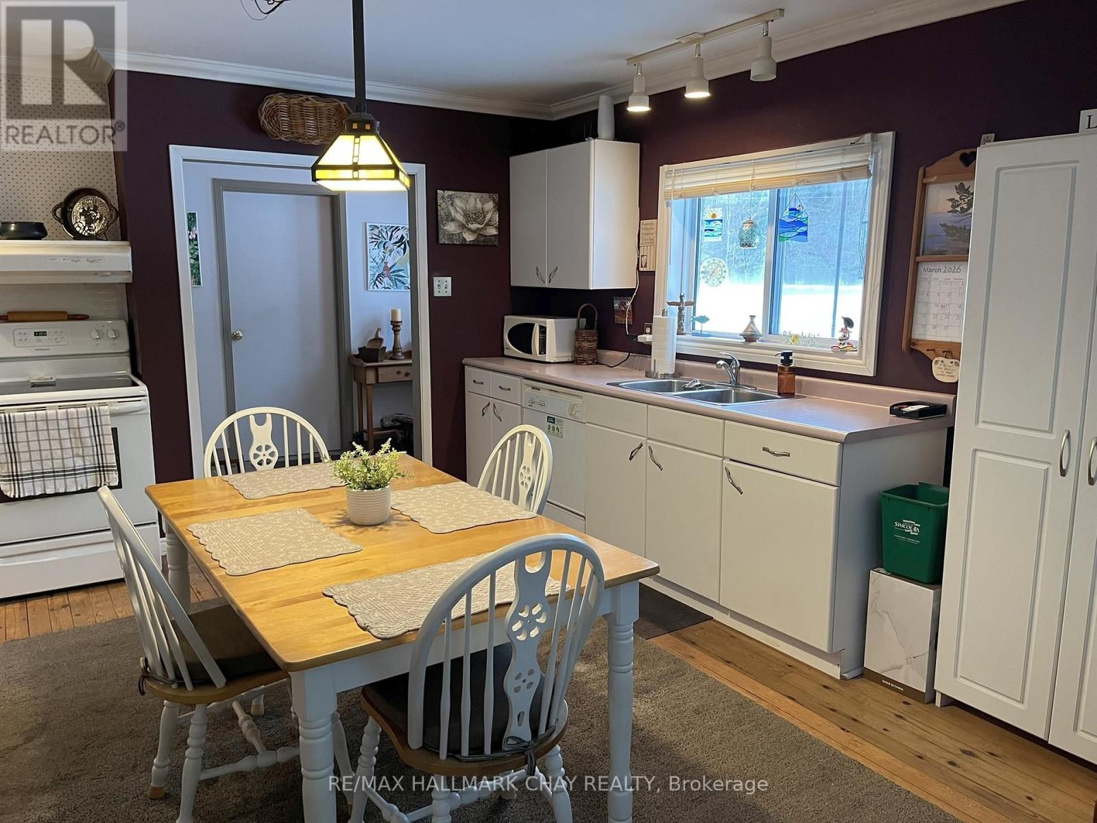 348 Mount St. Louis Road E, Oro-Medonte, Ontario  L0K 1N0 - Photo 6 - S12891174