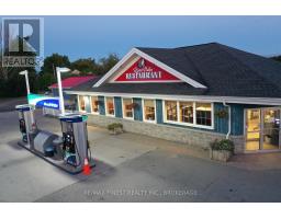 898 COUNTY ROAD 2, Lansdowne Village, Ontario