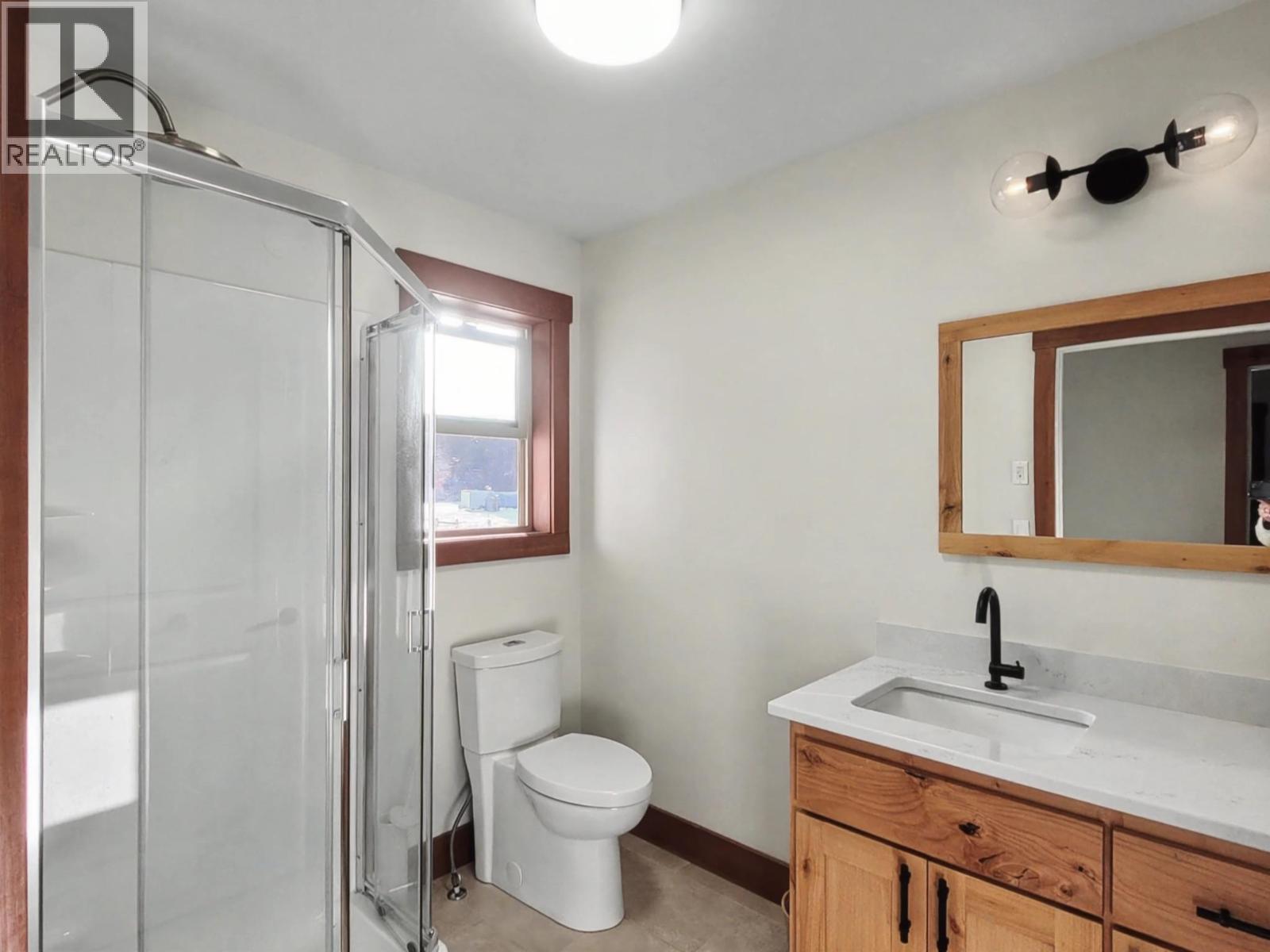 8170 Plotnikoff Road, Grand Forks, British Columbia  V0H 1H2 - Photo 36 - 10376518