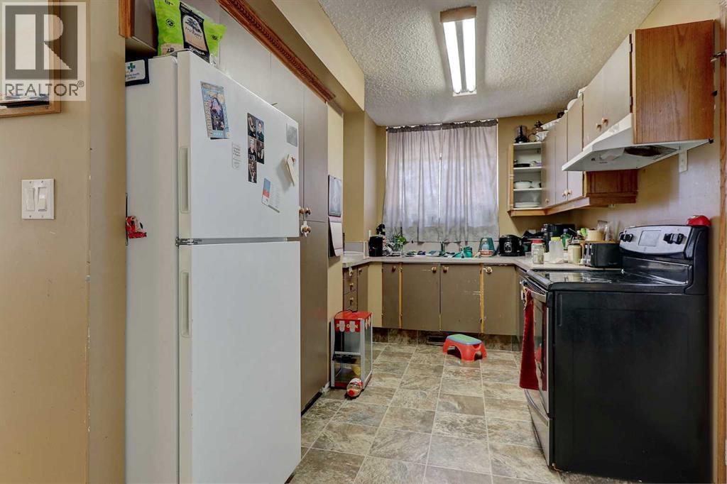 9934 71 Avenue, Grande Prairie, Alberta  T8V 5T5 - Photo 4 - A2279450