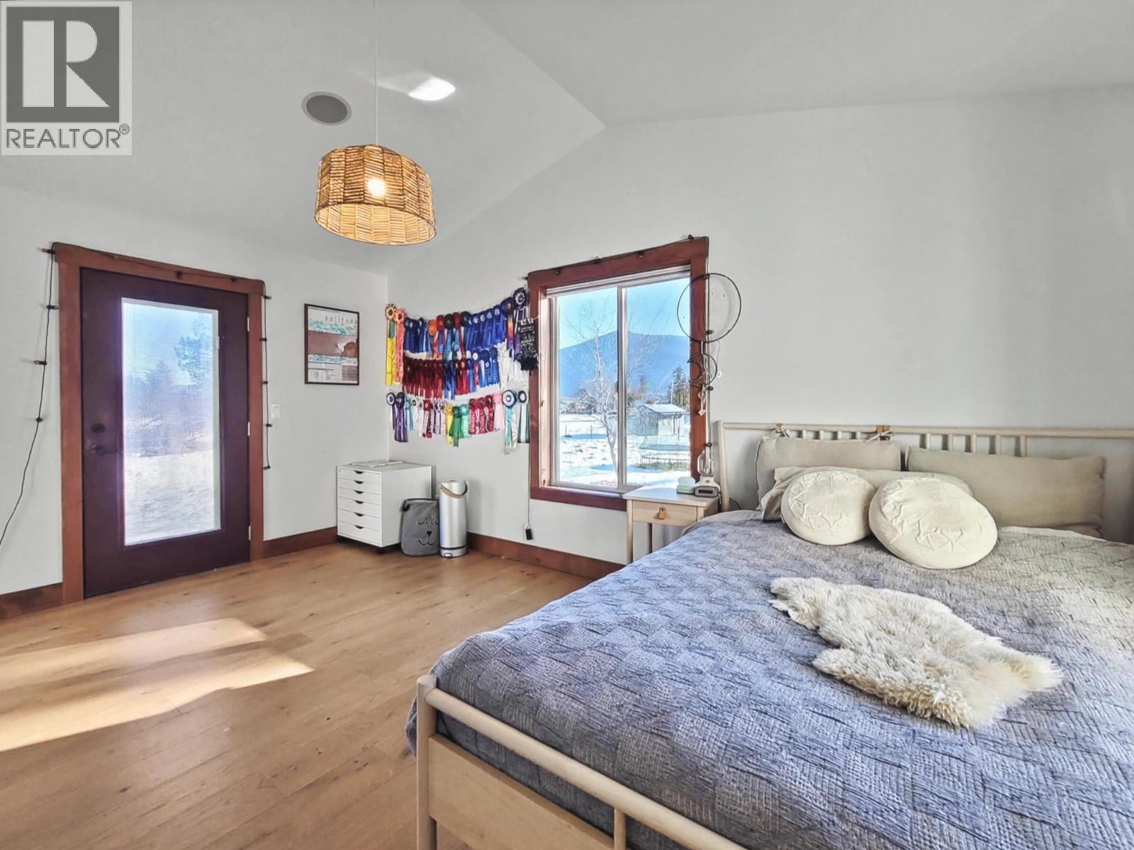 8170 Plotnikoff Road, Grand Forks, British Columbia  V0H 1H2 - Photo 30 - 10376518