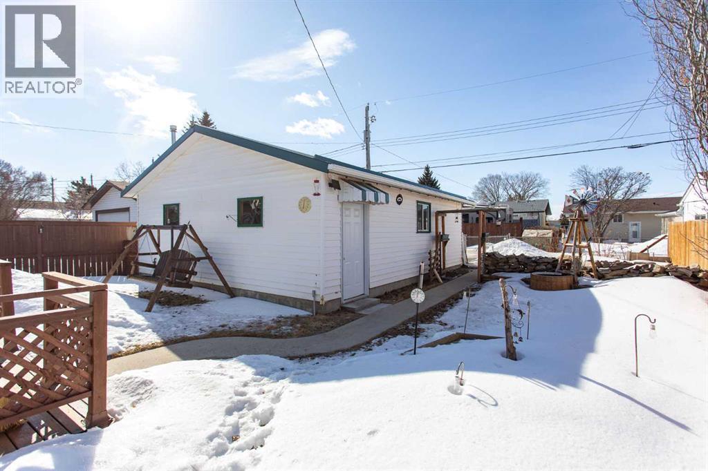 4731 48 Avenue, Lacombe, Alberta  T4L 1N2 - Photo 34 - A2293370