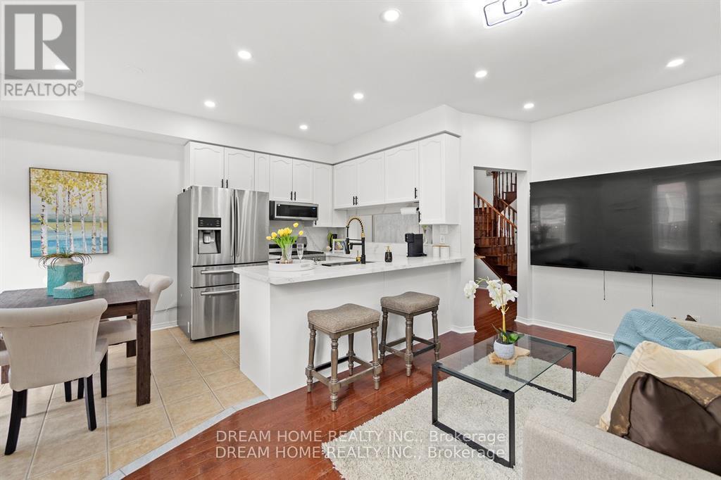 #upper - 4730 Alana Glen Drive, Mississauga, Ontario  L5V 0C3 - Photo 14 - W12891114