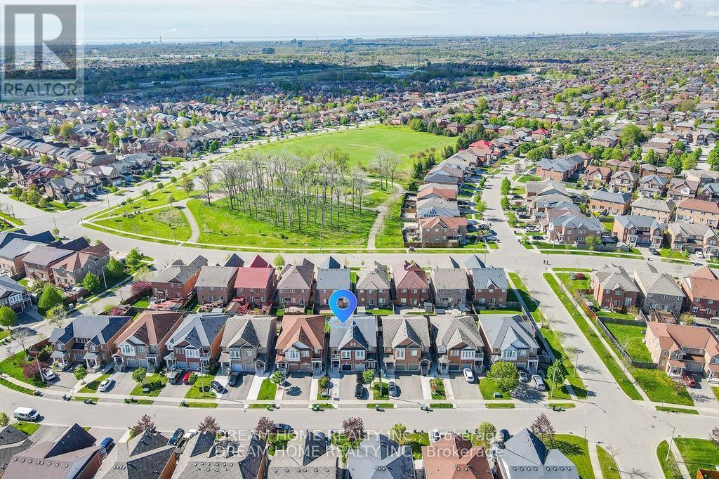 #upper - 4730 Alana Glen Drive, Mississauga, Ontario  L5V 0C3 - Photo 2 - W12891114