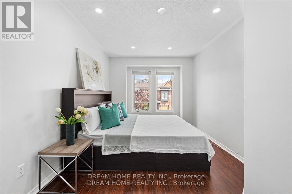 #upper - 4730 Alana Glen Drive, Mississauga, Ontario  L5V 0C3 - Photo 21 - W12891114