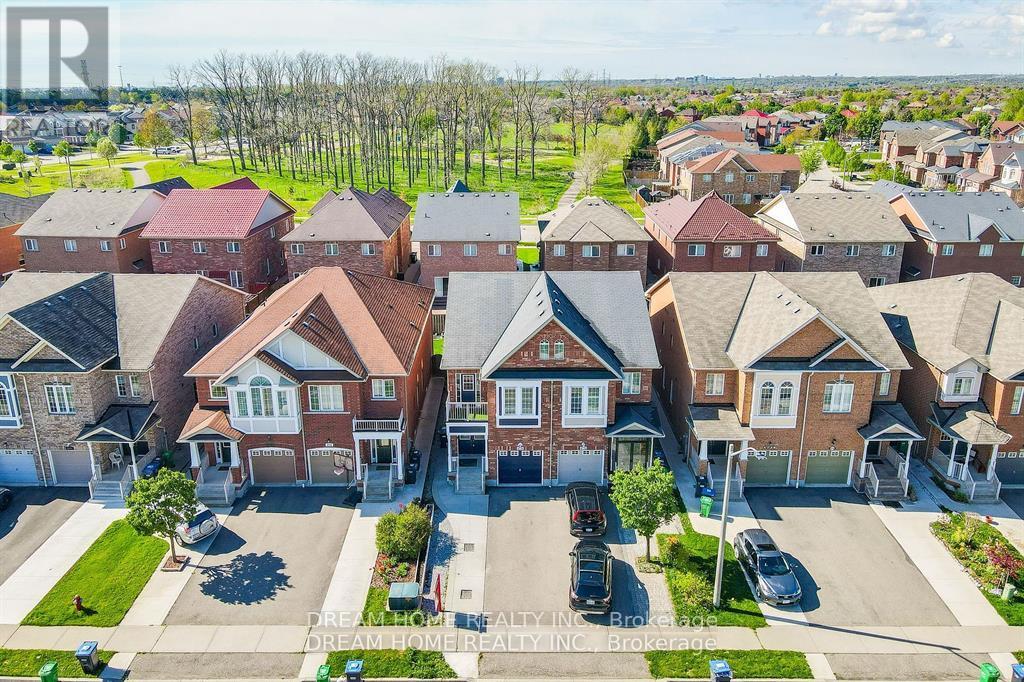 #upper - 4730 Alana Glen Drive, Mississauga, Ontario  L5V 0C3 - Photo 3 - W12891114