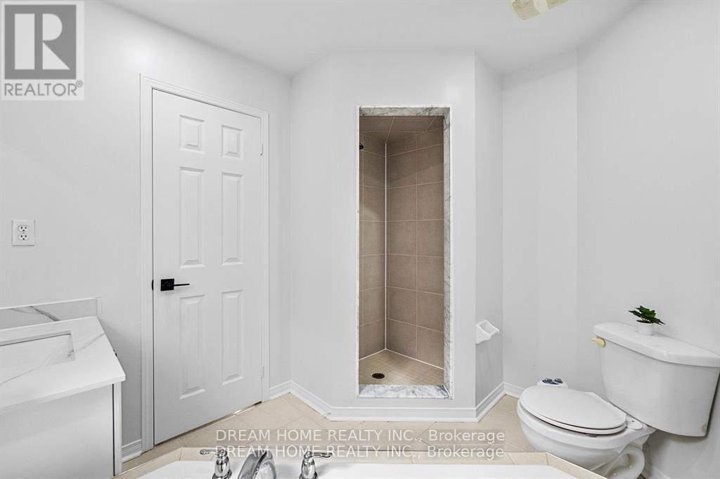 #upper - 4730 Alana Glen Drive, Mississauga, Ontario  L5V 0C3 - Photo 32 - W12891114