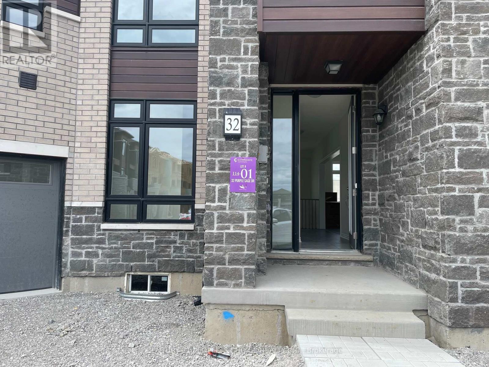 32 Purple Sage Drive, Brampton, Ontario  L6P 4N9 - Photo 2 - W12891216