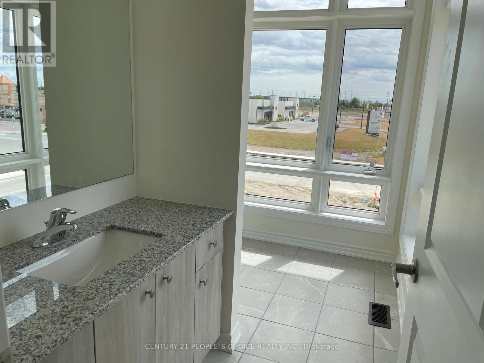 32 Purple Sage Drive, Brampton, Ontario  L6P 4N9 - Photo 22 - W12891216