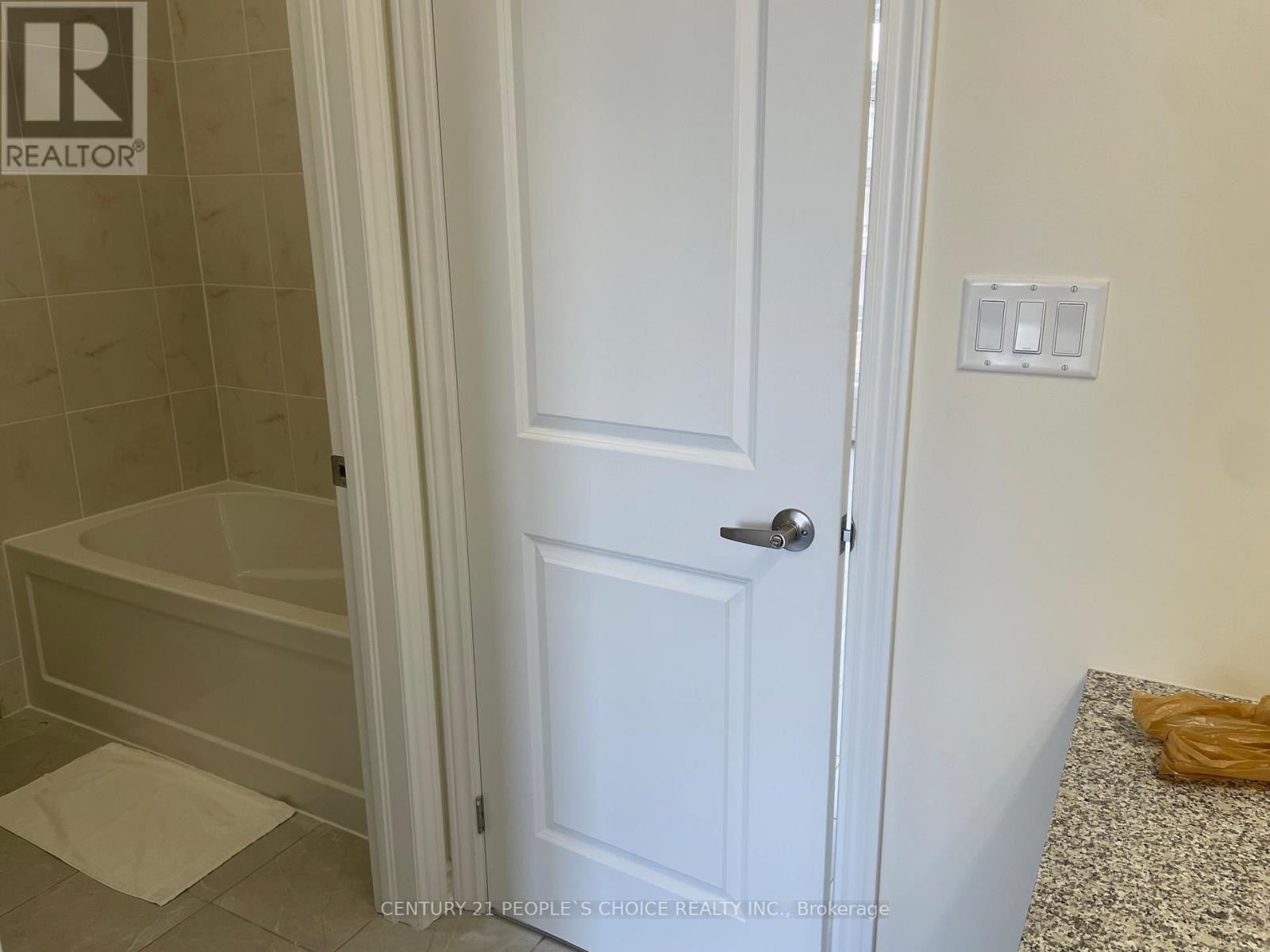 32 Purple Sage Drive, Brampton, Ontario  L6P 4N9 - Photo 28 - W12891216