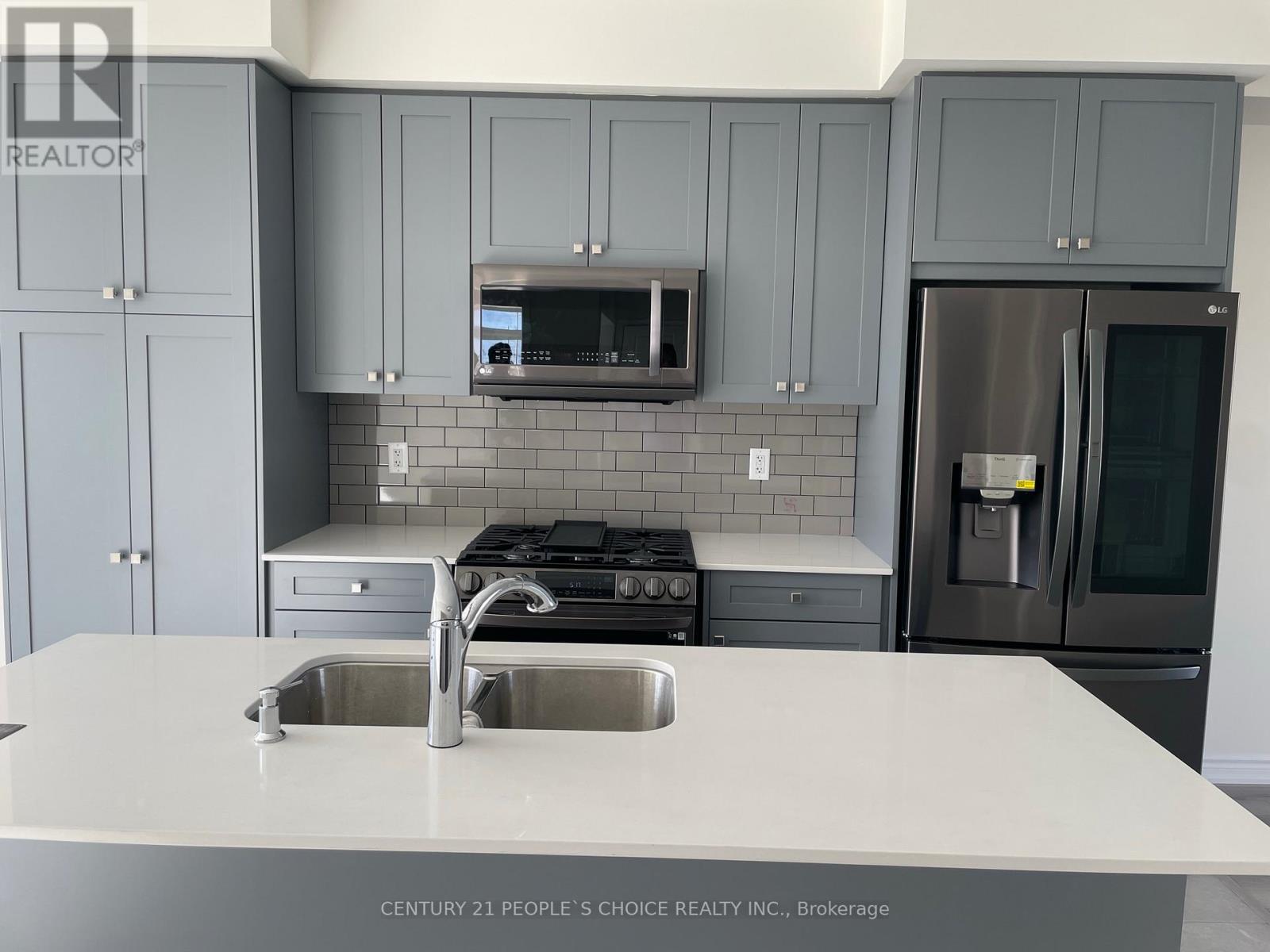 32 Purple Sage Drive, Brampton, Ontario  L6P 4N9 - Photo 8 - W12891216