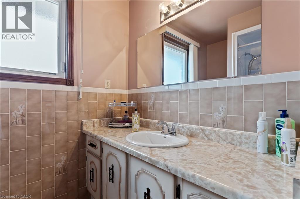 14 Valrose Drive, Hamilton, Ontario  L8E 3T4 - Photo 22 - 40812011