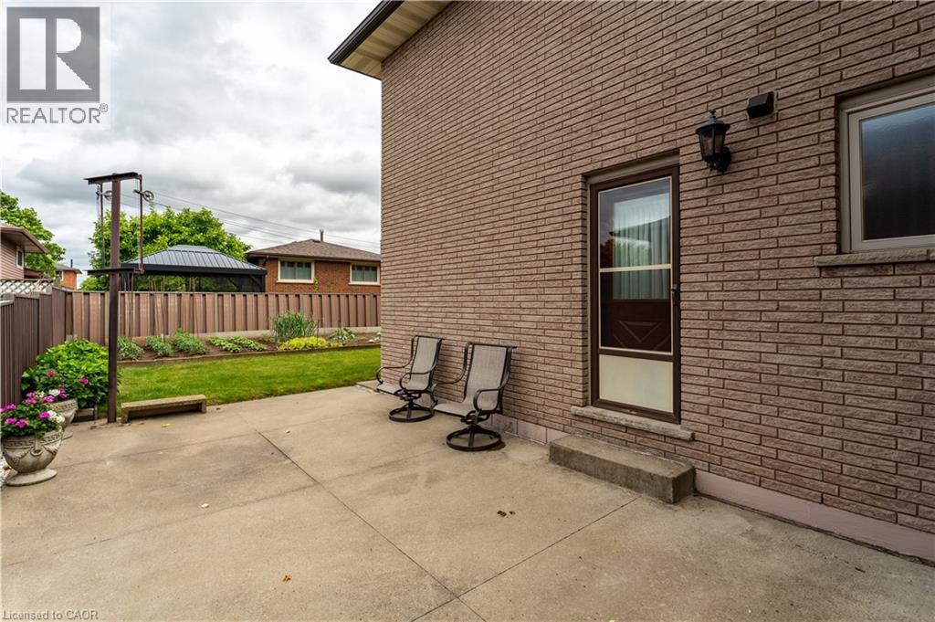 14 Valrose Drive, Hamilton, Ontario  L8E 3T4 - Photo 36 - 40812011