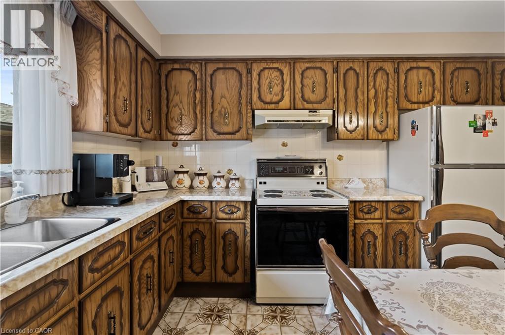 14 Valrose Drive, Hamilton, Ontario  L8E 3T4 - Photo 13 - 40812011