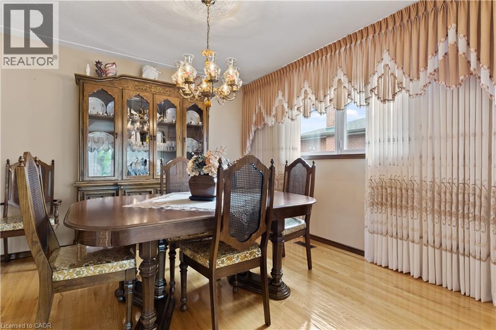 14 Valrose Drive, Hamilton, Ontario  L8E 3T4 - Photo 9 - 40812011