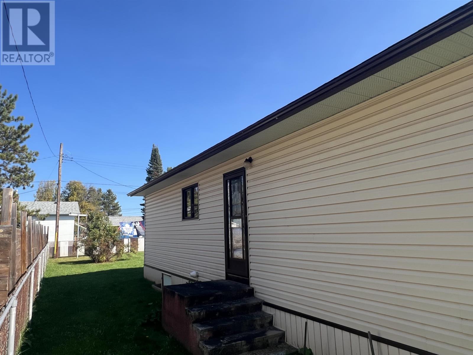 146 Pine Cres, Atikokan, Ontario  P0T 1C0 - Photo 5 - TB253169