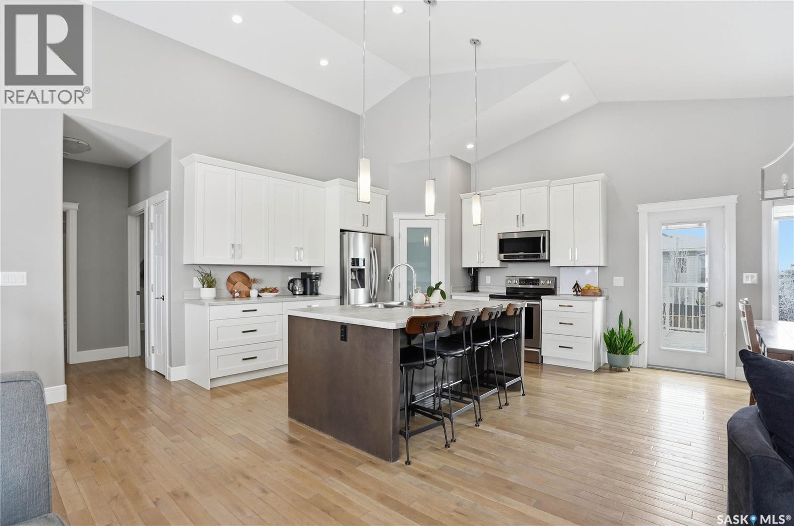 504 Snead Lane, Warman, Saskatchewan  S0K 4S2 - Photo 4 - SK030618