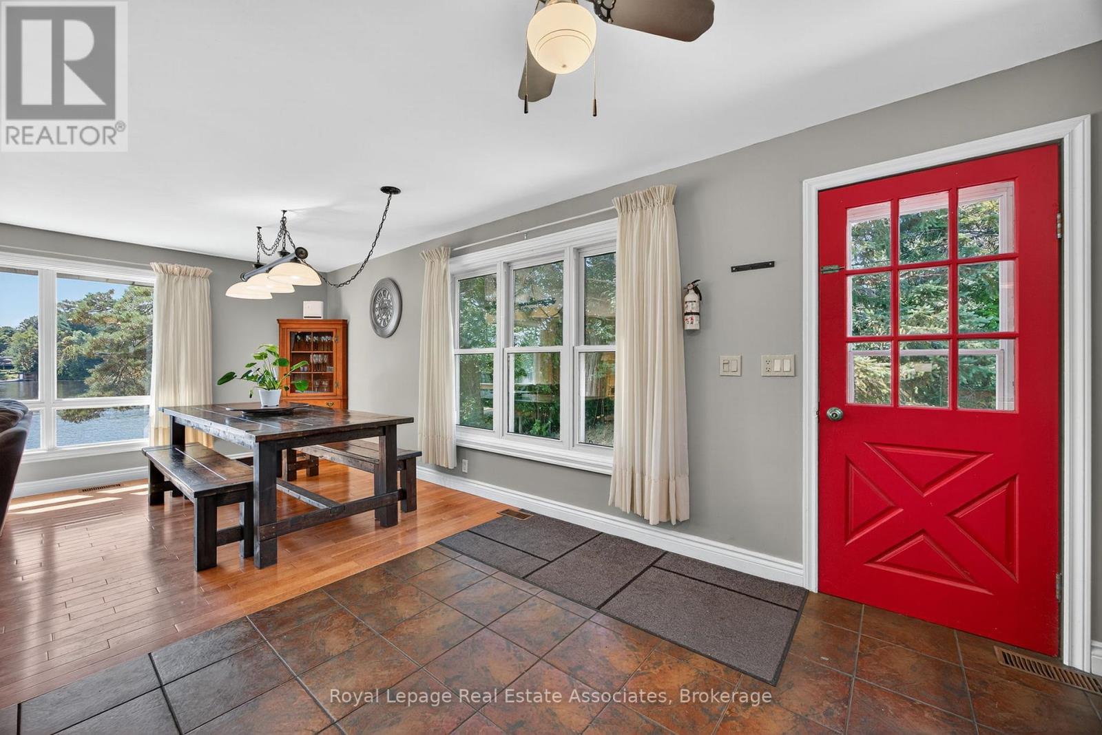 389 Falcon Road, Huntsville, Ontario  P1H 1N3 - Photo 11 - X12891118