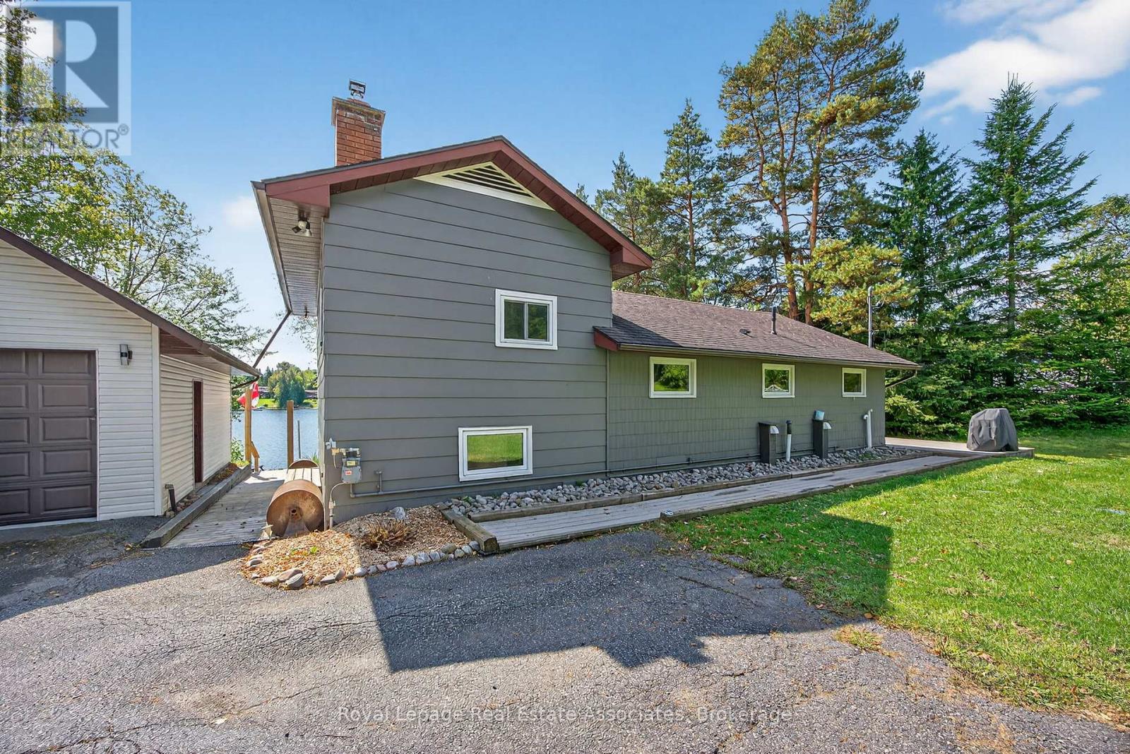 389 Falcon Road, Huntsville, Ontario  P1H 1N3 - Photo 4 - X12891118