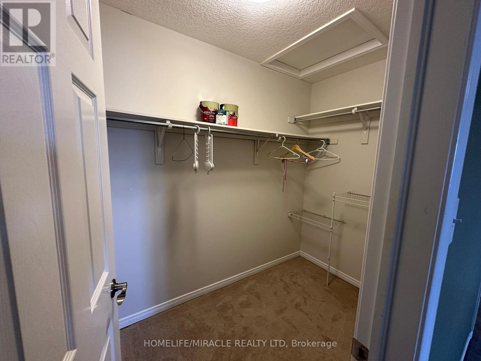 97 Sorrento Street, Kitchener, Ontario  N2R 0A7 - Photo 14 - X12891136