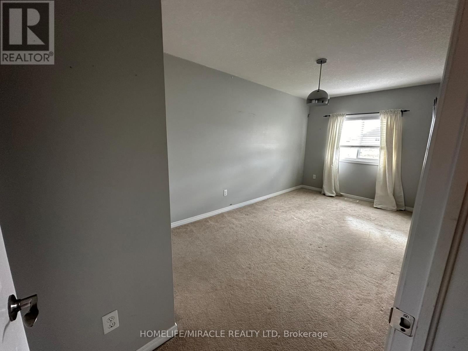 97 Sorrento Street, Kitchener, Ontario  N2R 0A7 - Photo 17 - X12891136