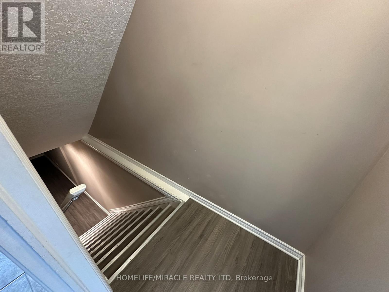 97 Sorrento Street, Kitchener, Ontario  N2R 0A7 - Photo 20 - X12891136