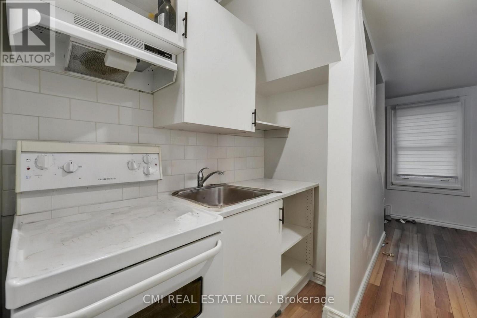 95 Adeline Street, Ottawa, Ontario  K1S 3L5 - Photo 28 - X12891194