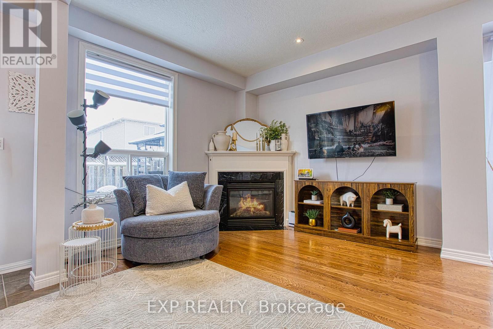 114 Marina Point Crescent, Hamilton, Ontario  L8E 0E4 - Photo 19 - X12891202