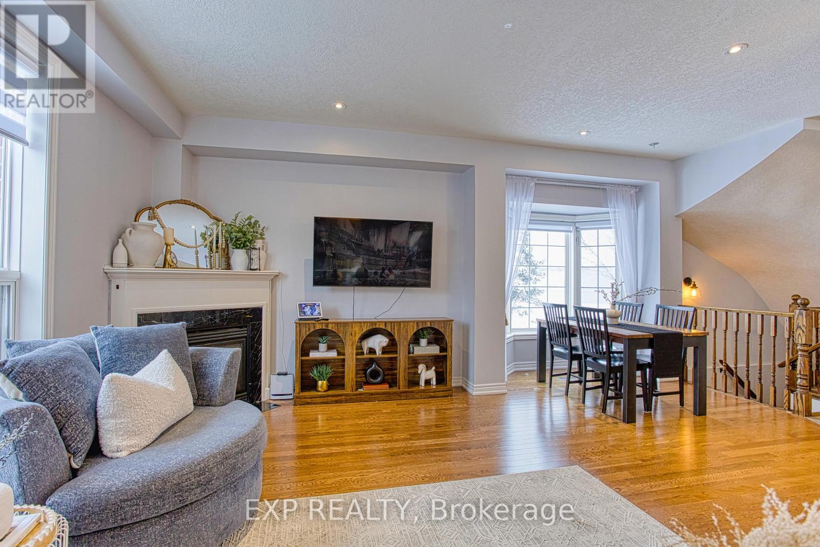 114 Marina Point Crescent, Hamilton, Ontario  L8E 0E4 - Photo 20 - X12891202