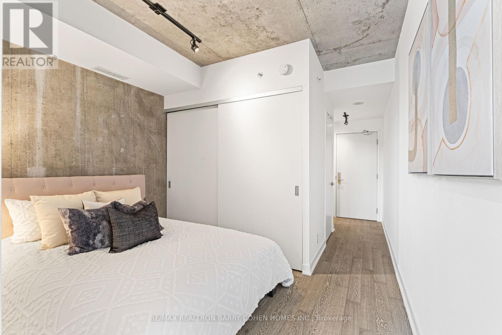 904 - 39 Brant Street, Toronto, Ontario  M5V 0M8 - Photo 6 - C12891188