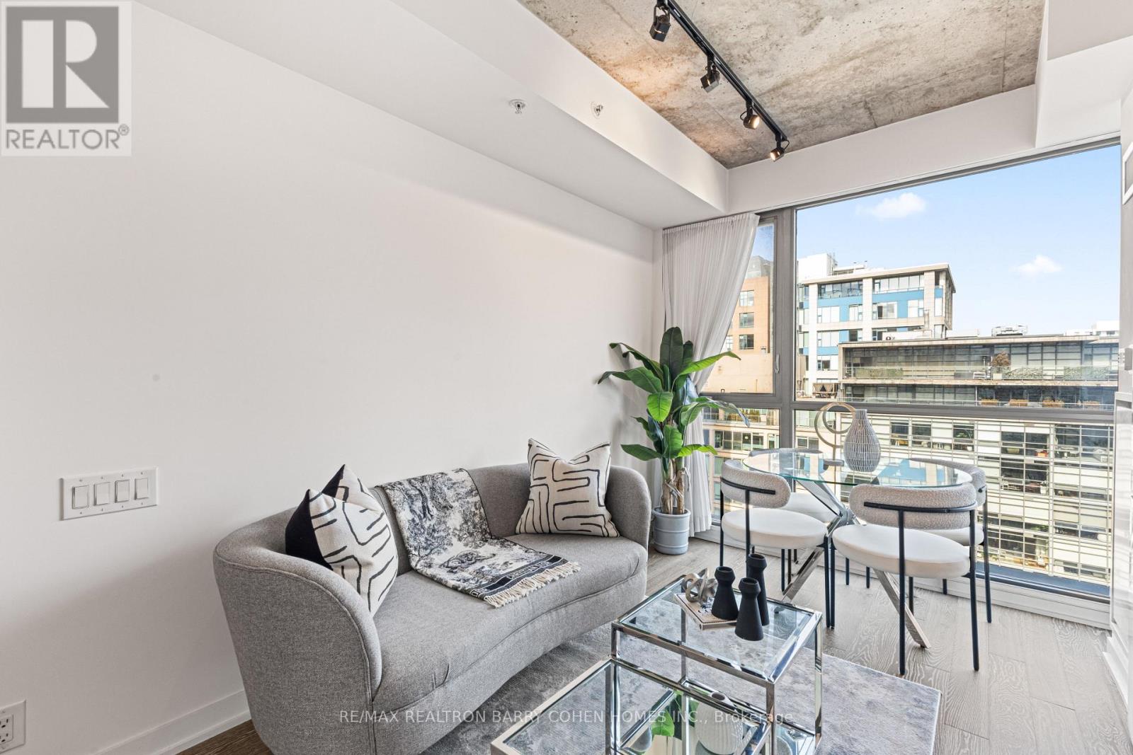 904 - 39 Brant Street, Toronto, Ontario  M5V 0M8 - Photo 5 - C12891188