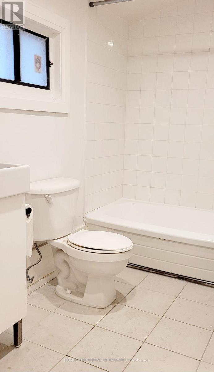 2378 St Clair Avenue W, Toronto (Junction Area), Ontario  M6N 1K8 - Photo 16 - W12888418