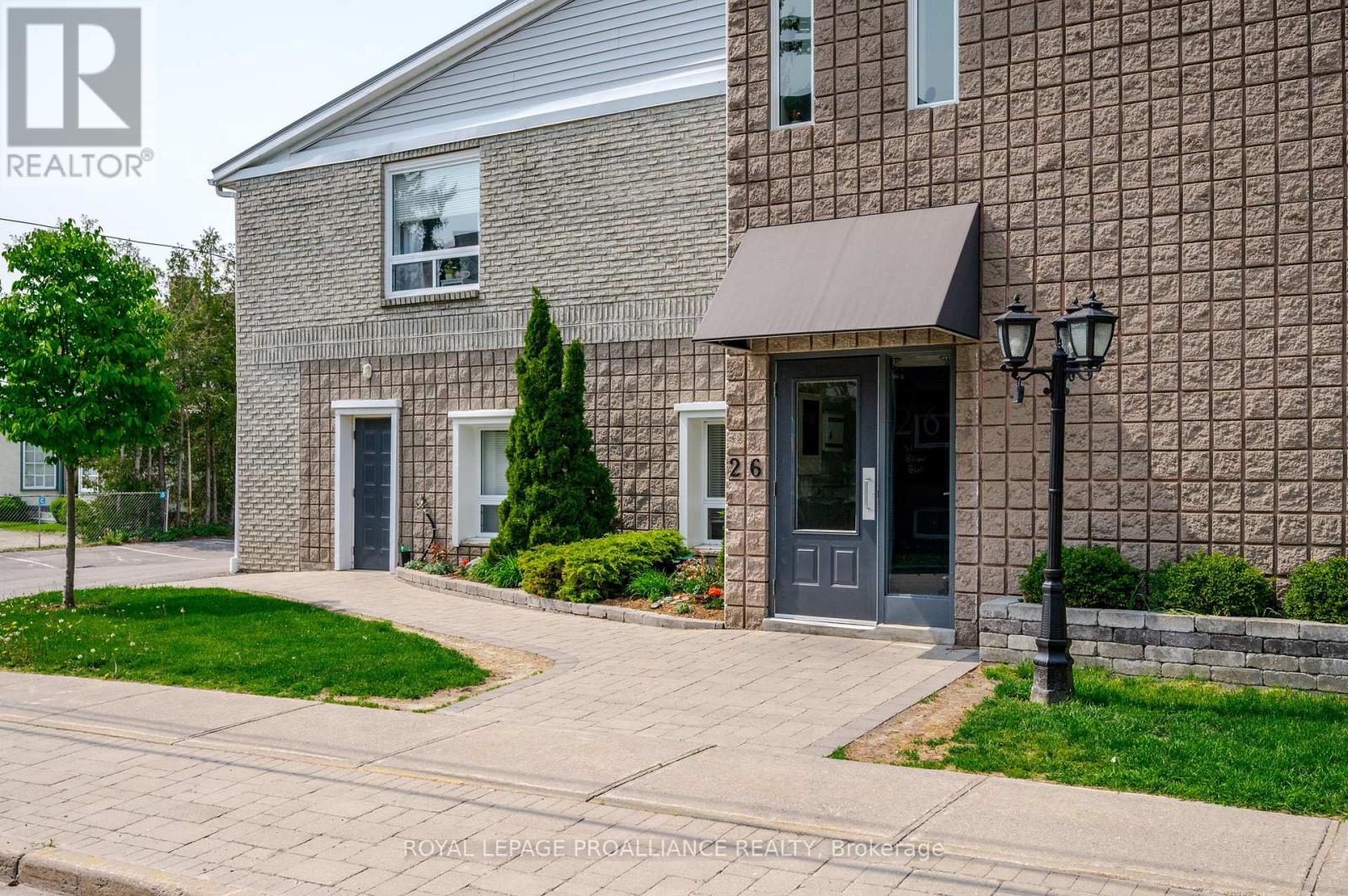 212 - 26 Spencer Street E, Cobourg, Ontario  K9A 1C2 - Photo 3 - X12891346