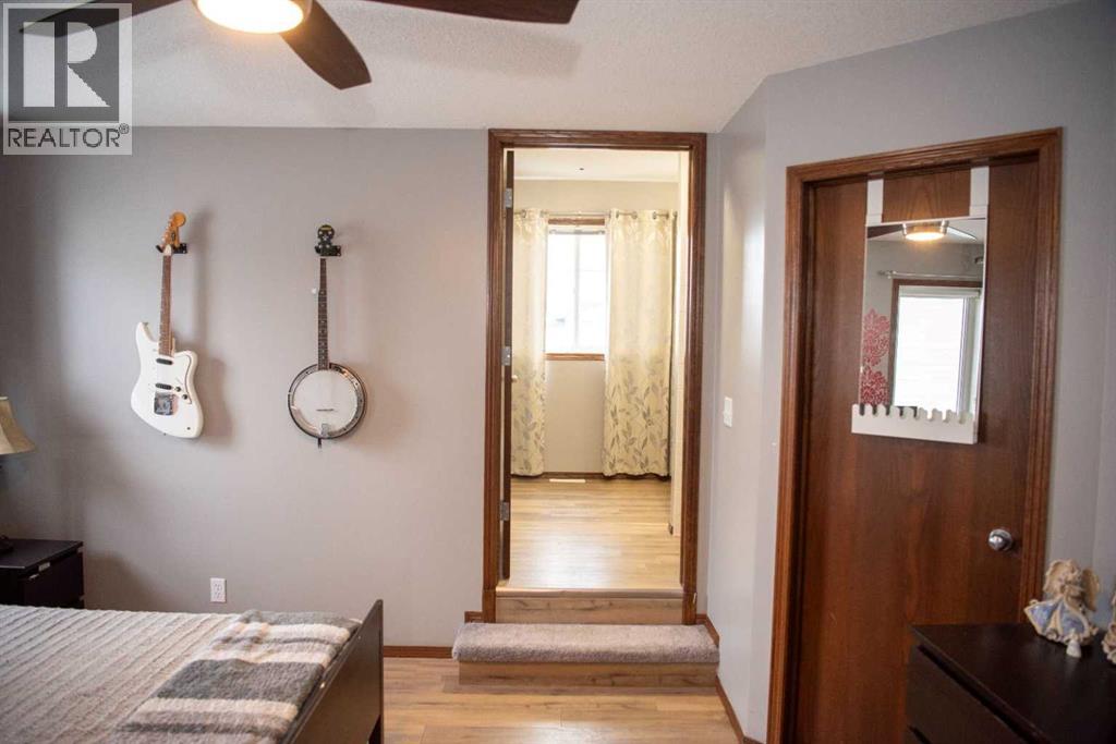 283 Highland Circle, Strathmore, Alberta  T1P 1V5 - Photo 9 - A2278908