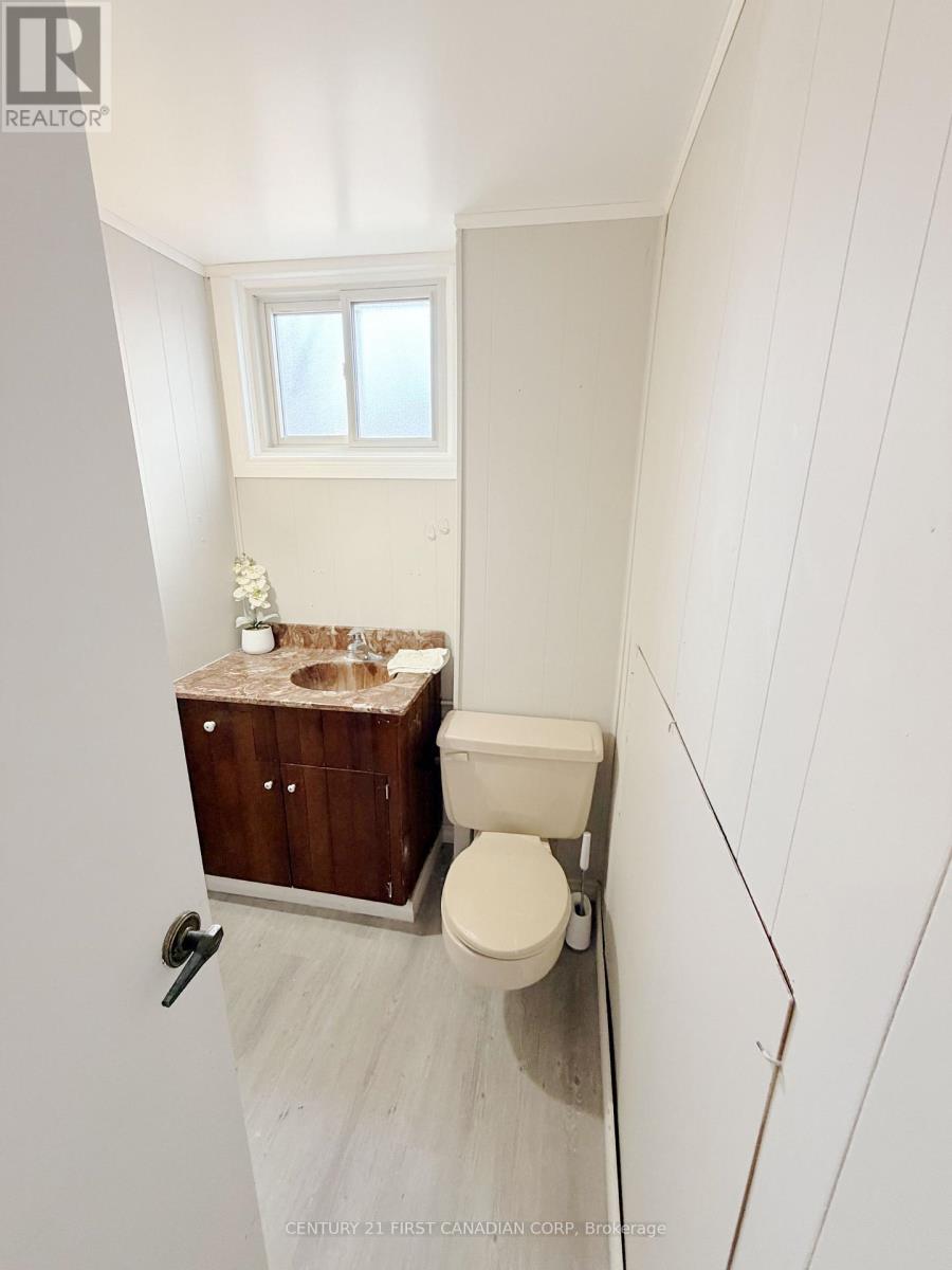 Lower Level - 711 Algoma Avenue, London North, Ontario  N5X 1W4 - Photo 9 - X12891276