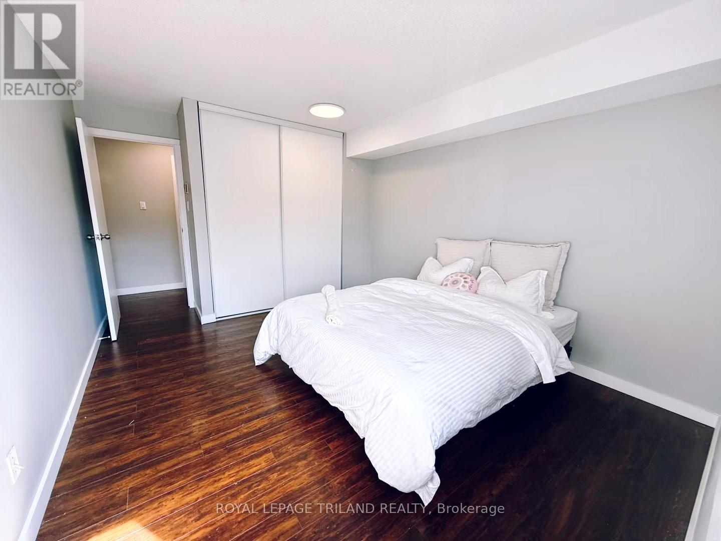 208 - 737 Deveron Crescent, London South, Ontario  N5Z 4X9 - Photo 10 - X12891336