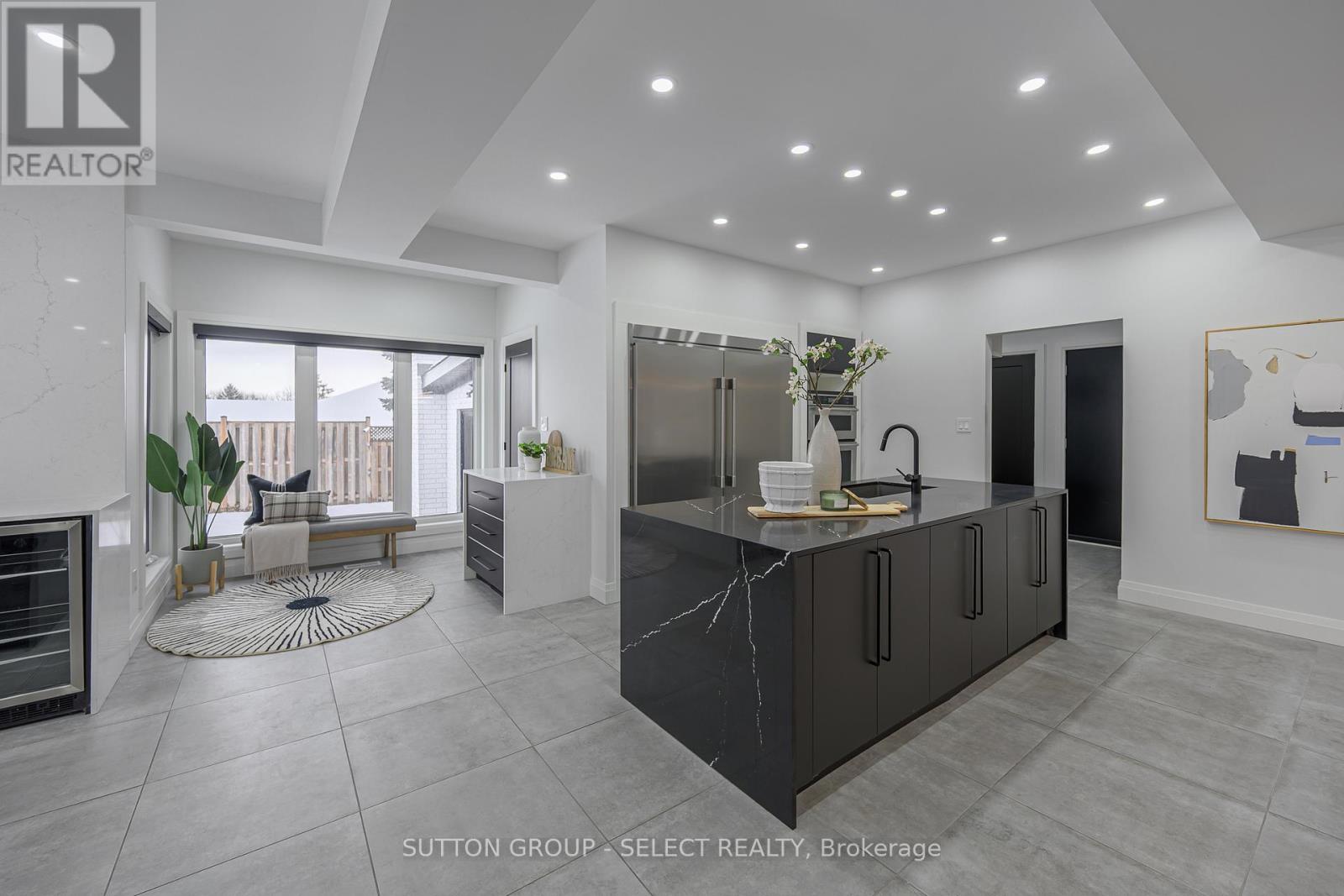 288 Windermere Court W, London North, Ontario  N6G 4J5 - Photo 10 - X12891376