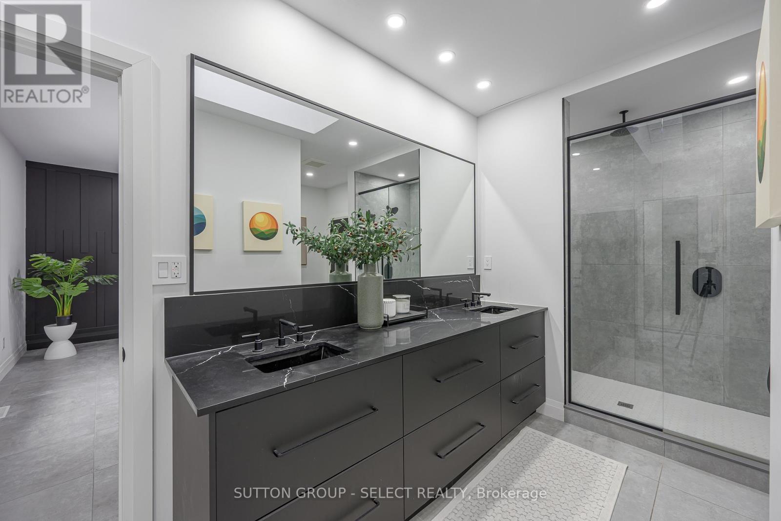 288 Windermere Court W, London North, Ontario  N6G 4J5 - Photo 22 - X12891376