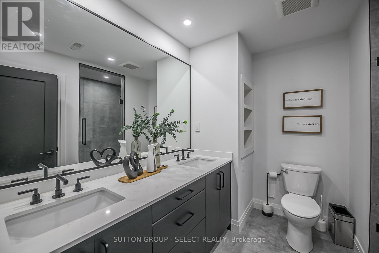 288 Windermere Court W, London North, Ontario  N6G 4J5 - Photo 32 - X12891376