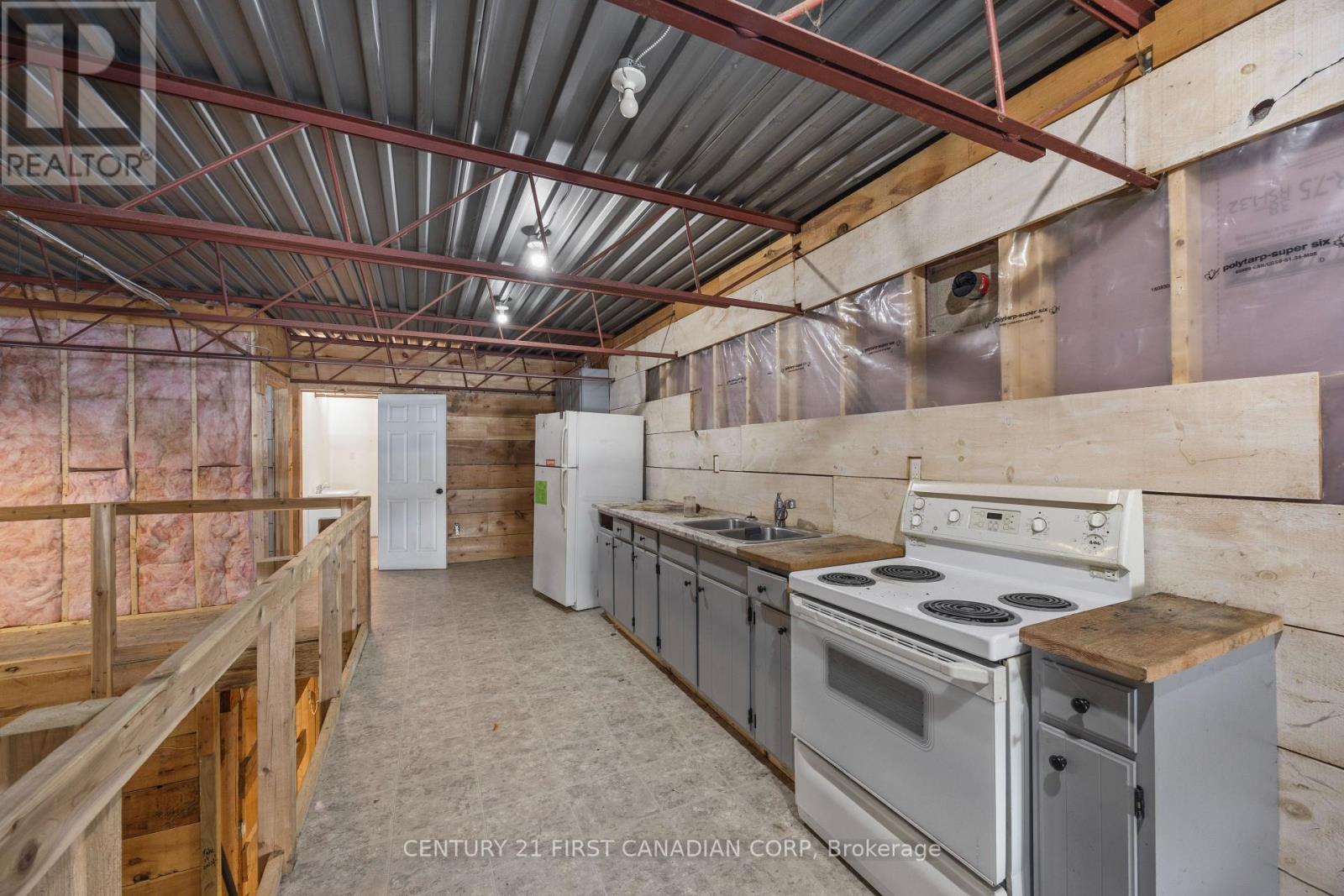 B - 7024 Kilbourne Road, London South, Ontario  N6P 1K6 - Photo 17 - X12891502