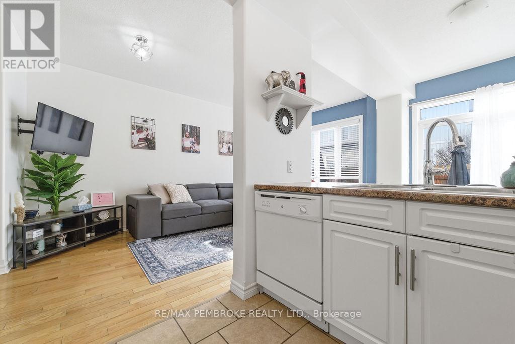 843 Newmarket Lane, Kingston, Ontario  K7K 0C8 - Photo 11 - X12891526