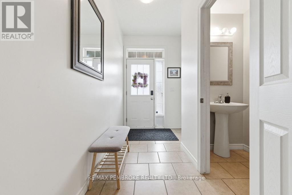 843 Newmarket Lane, Kingston, Ontario  K7K 0C8 - Photo 5 - X12891526