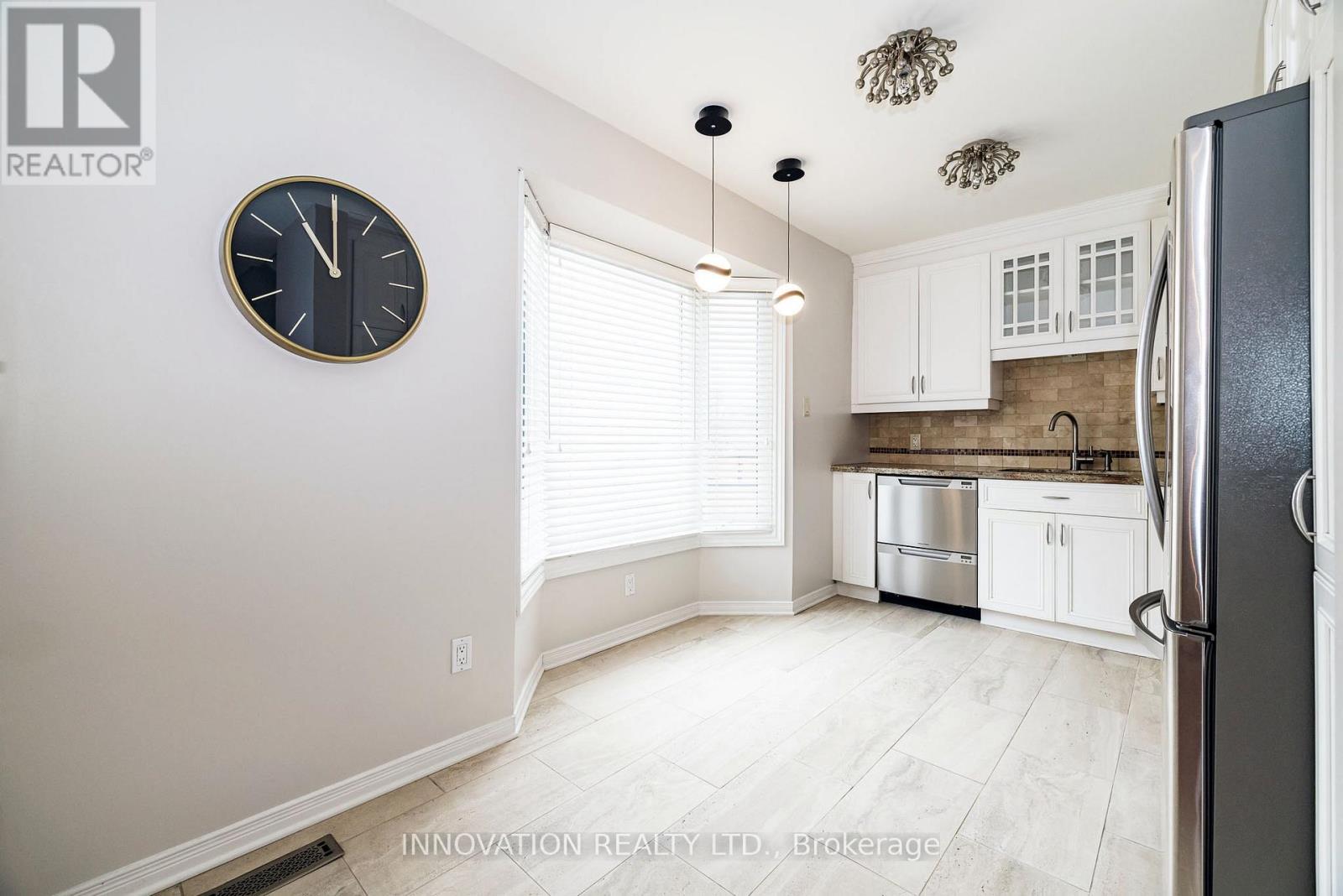 2751 Massicotte Lane, Ottawa, Ontario  K1T 3G9 - Photo 10 - X12891296