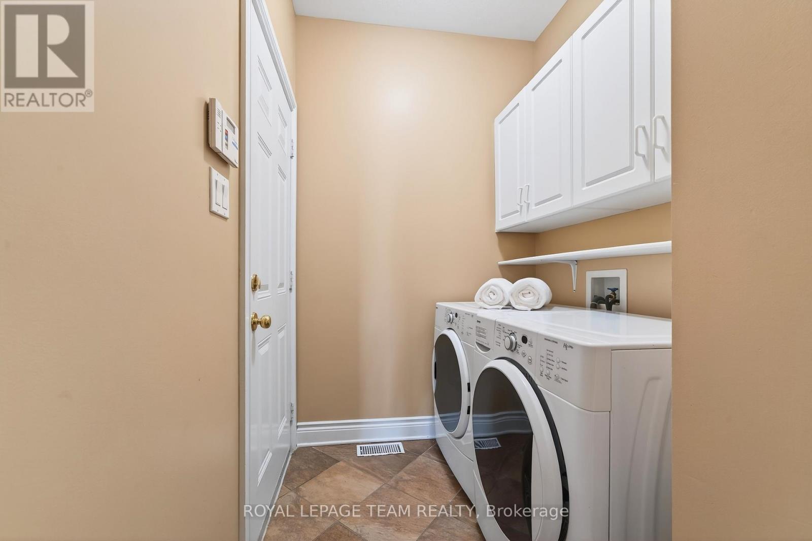 401 Oban Private, Ottawa, Ontario  K2J 0G9 - Photo 26 - X12891400