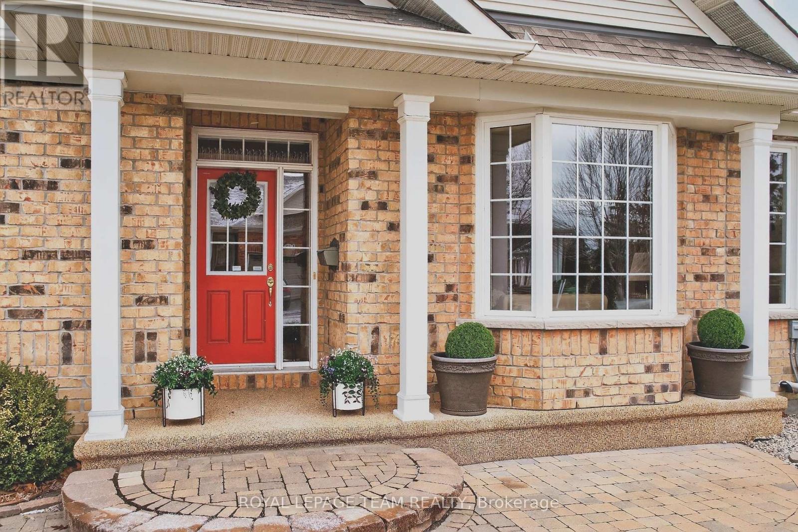 401 Oban Private, Ottawa, Ontario  K2J 0G9 - Photo 4 - X12891400