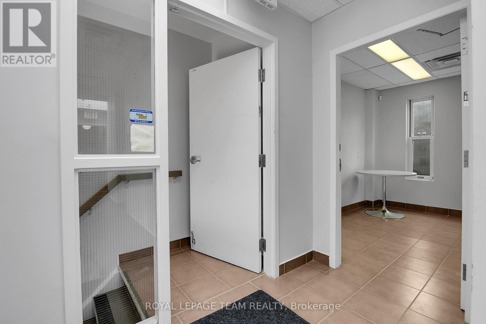 118 Preston Street, Ottawa, Ontario  K1R 7P2 - Photo 13 - X12891450